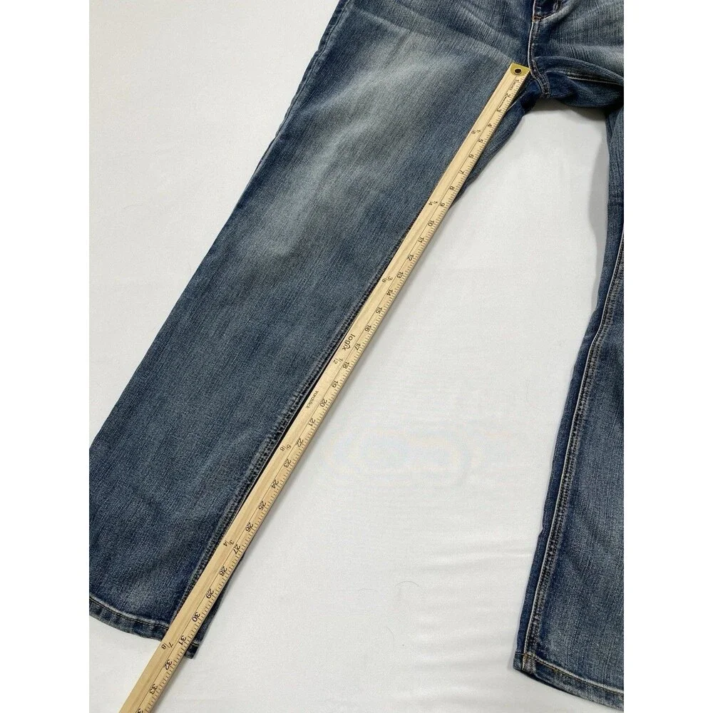 Maurices Medium Wash Straight Leg Jeans Size 14 Regular Stretch Denim